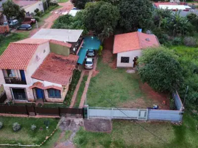 Casa en venta en barrio San Francisco, Limpio 2
