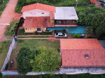 Casa en venta en barrio San Francisco, Limpio 3