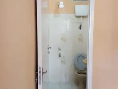 House for Sale in San Francisco Neighborhood, San Lorenzo 3