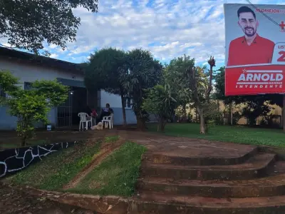 House for Sale in Barrio San Miguel, Presidente Franco | 5 Bedrooms 2
