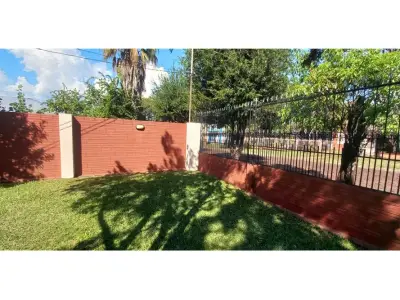Casa en venta en Barrio San Pedro, Encarnación 4