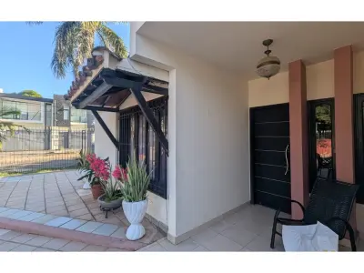 Casa en venta en Barrio San Vicente, Asunción 4