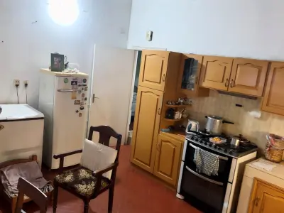 Casa en venta en barrio Santa María, Asunción 2