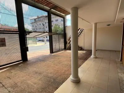Casa à venda no bairro Seminário, Assunção 4