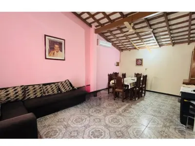 House for sale in Bella Vista, Asunción 4