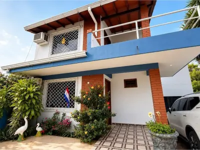 Casa à venda em Bernardino Caballero, Ciudad del Este 5
