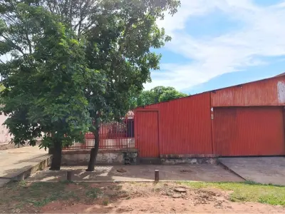 Casa à venda em Caacupé, bairro Buena Vista 3