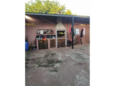 Casa à venda em Caacupé, bairro Loma Las Colinas I 4