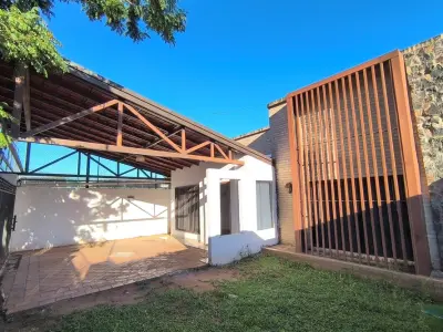 Casa à venda em Caacupé, Cordillera 2