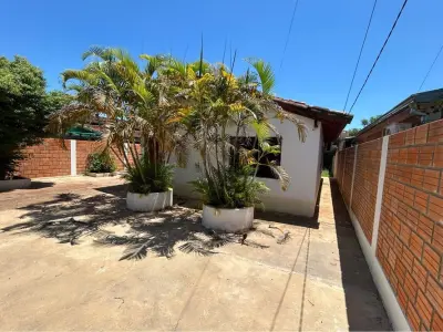 Casa en venta en Cambyretá, Itapúa, con 2 dormitorios 4