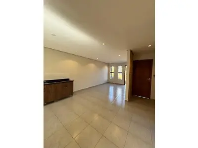 Casa en venta en Cañada Garay, Luque 3