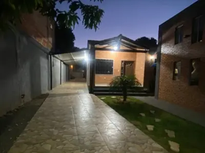 Casa en venta en Capiatá, Barrio Campos Verdes 2