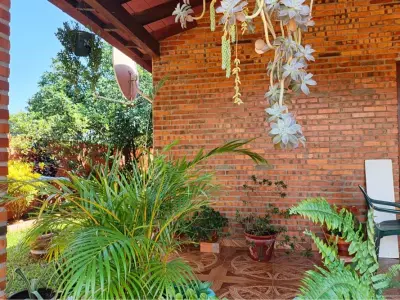 House for sale in Capiatá with large lot 4