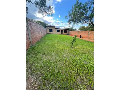 House for sale in Capiatá, Complejo Deportivo area 3