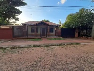 Casa en venta en Capiata, zona Lerida km 17 2