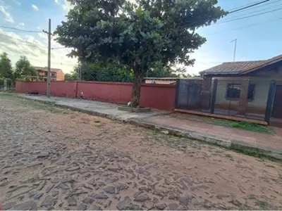 Casa en venta en Capiata, zona Lerida km 17 4