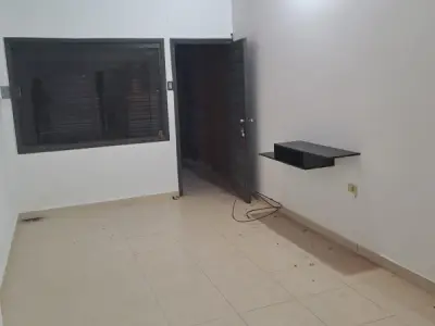 Casa en venta en Capsa, Capiatá — 3 dormitorios a 3 cuadras de Ruta 2 3
