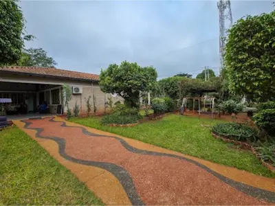 Casa en venta en Capsa, Capiatá, con quincho y terreno de 1.080 m² 3
