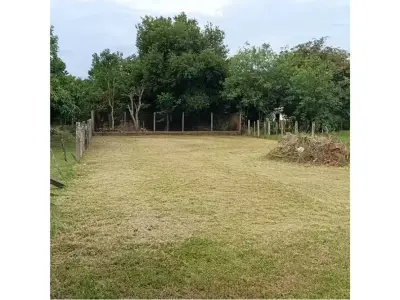 Casa à venda em Carmen del Paraná, Itapúa 3