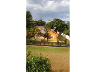 Casa à venda em Carmen del Paraná, Itapúa 3
