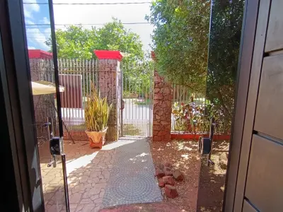 Casa à venda no Casco Urbano de Capiatá 4