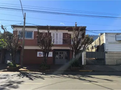 House for sale in Catedral, Encarnación, with 510 m² built 2