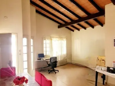 Casa à venda em Cerrito, Capiatá 4