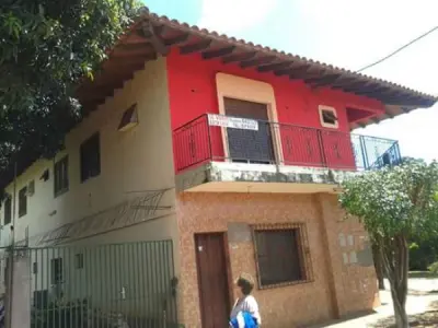 Casa à venda em Cerrito, Capiata — 2 andares, uso misto residencial e comercial 2
