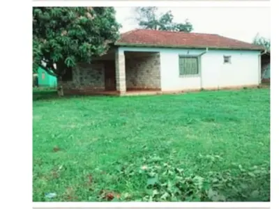 Casa à venda em Ciudad del Este com dois terrenos de esquina 2
