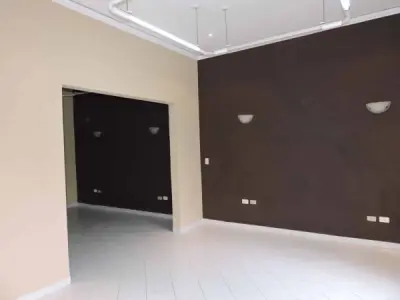 Casa en venta en Ciudad Nueva, Asunción — 2 dormitorios 3