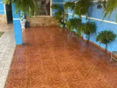 Casa en venta en Ciudad Nueva, Ciudad del Este – 4 dormitorios 2
