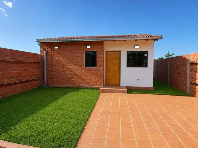 Casa en venta en Complejo Habitacional IRENE, Villa Hayes 2