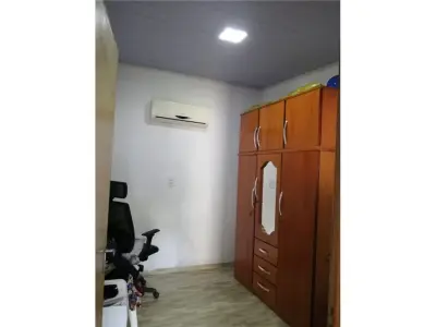 Casa en venta en el barrio Quiteria, Encarnación 4