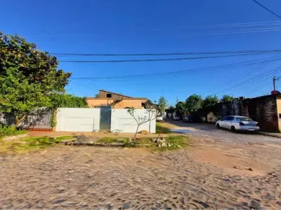 Casa à venda no Barrio Republicano, Assunção 2