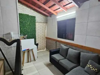 Casa à venda no centro urbano de Lambaré 3