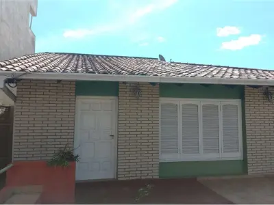 Casa en venta en el centro de Encarnación, Inmaculada Concepción 2
