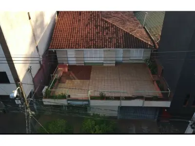 Casa en venta en el centro de Encarnación, Inmaculada Concepción 3