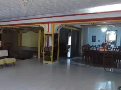 Casa en venta en el centro de Villarrica, Guairá 3
