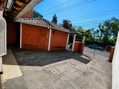 Casa à venda no centro de Ypacaraí na Rota PY02 2