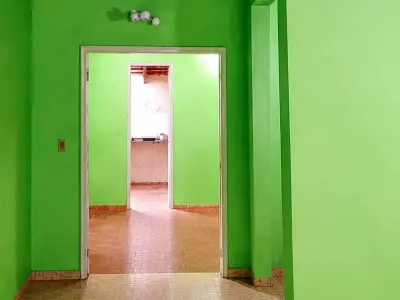 Casa à venda no centro de Ypacaraí na Rota PY02 3