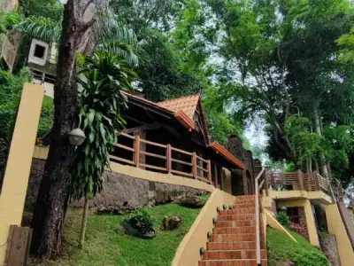 House for Sale at Paraná Country Club, Hernandarias 2