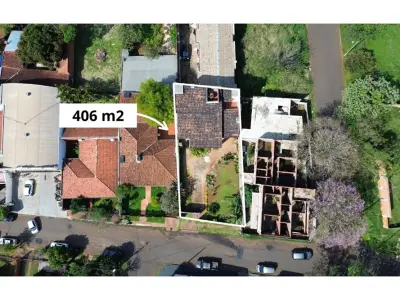 House for sale in Encarnación with 5 bedrooms 3