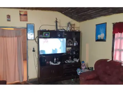 Casa à venda em Encarnación com duas moradias 4