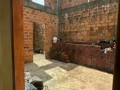 Casa en venta en Encarnación – construcción a terminar 4