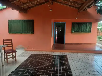 Casa en venta en Encarnación, Itapúa 2
