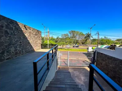 Casa à venda em Encarnación, Itapúa 2