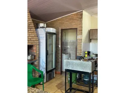Casa en venta en Encarnación, Itapúa 3