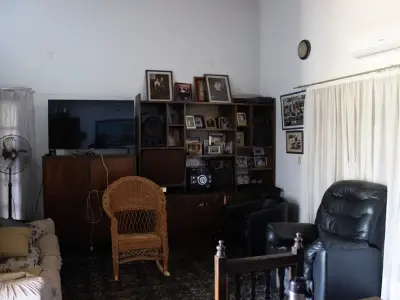Casa à venda em Encarnación, Itapúa, com 3 dormitórios 3