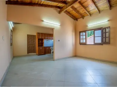 House for sale on corner with commercial space in Villa Elisa 2