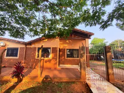 Casa à venda em esquina em Cambyretá, Barrio Los Maestros 2